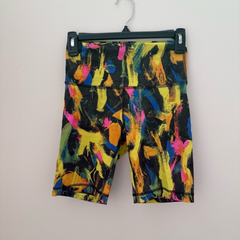 Lululemon Wunder Train High-Rise Bike Short 8" Undertone Black Multi - Picture 3 of 9